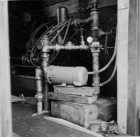 Pumps 1958